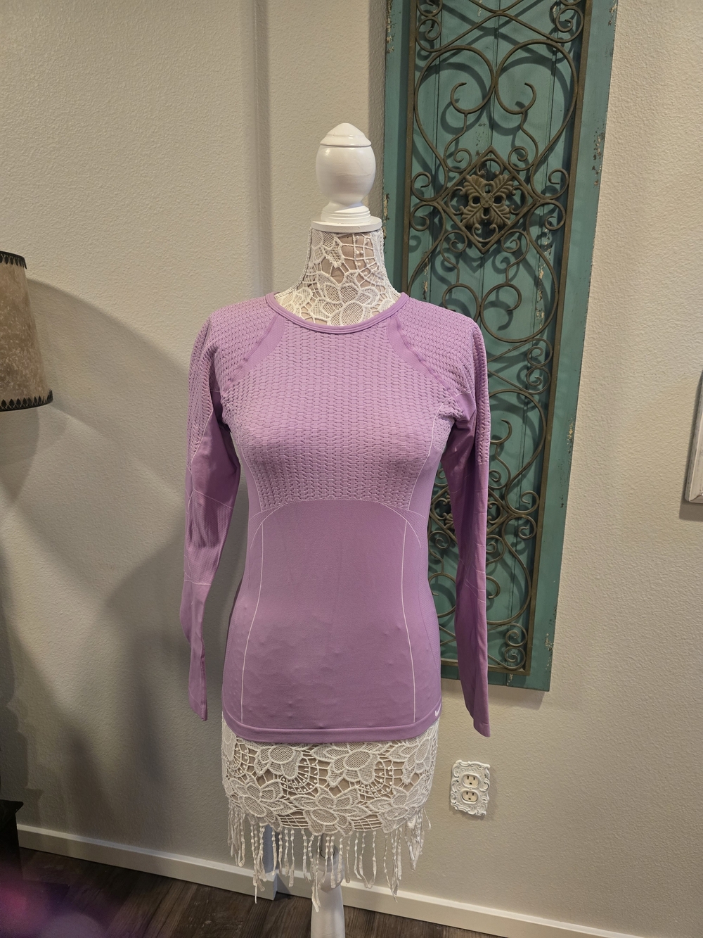Nike Lilac Long-Sleeve Seamless Athletic Top